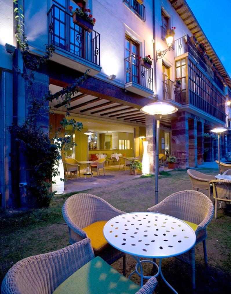 אסקראי Hotel Echaurren Relais & Chateaux מראה חיצוני תמונה
